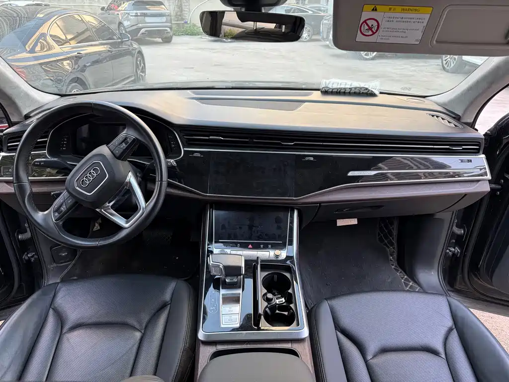 Audi Q7 2022 — фото 26