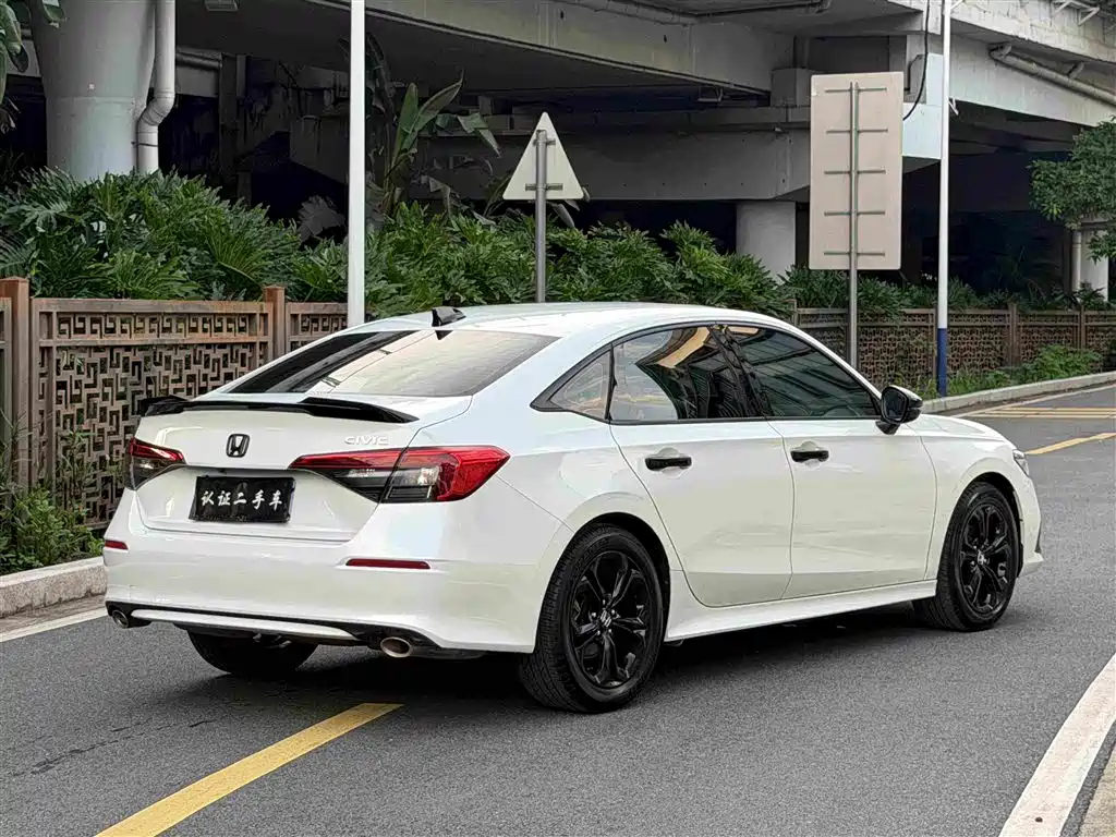 Honda Civic — миниатюра 4