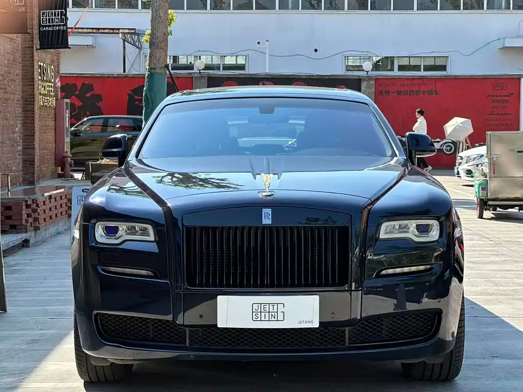 Купить Rolls-Royce Ghost