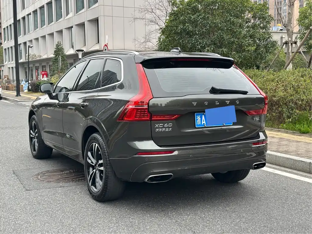 Volvo XC60 2019 T5 VI