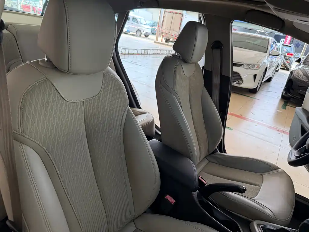 Buick Excelle — миниатюра 25