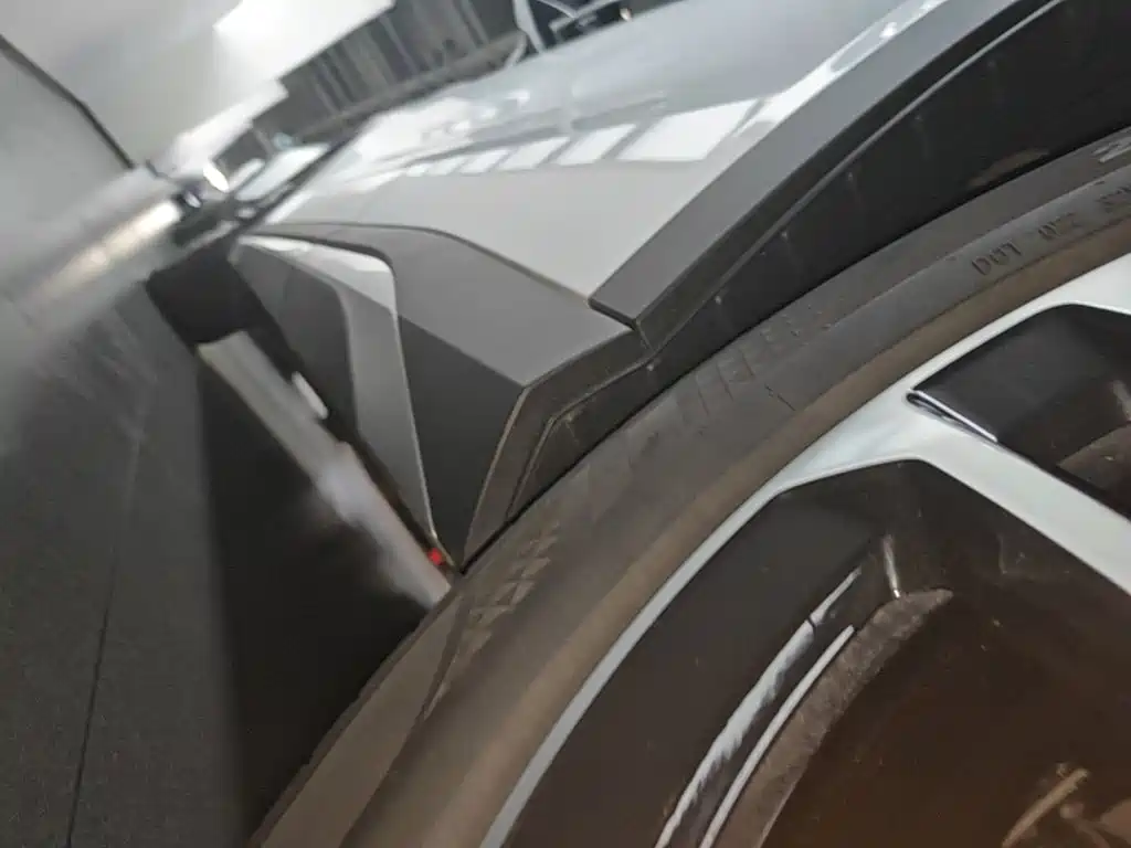 BYD L DM-i — миниатюра 22