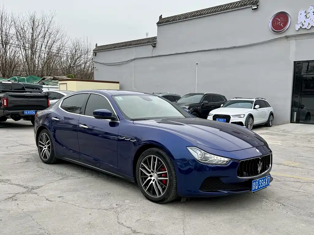 MASERATI GHIBLI