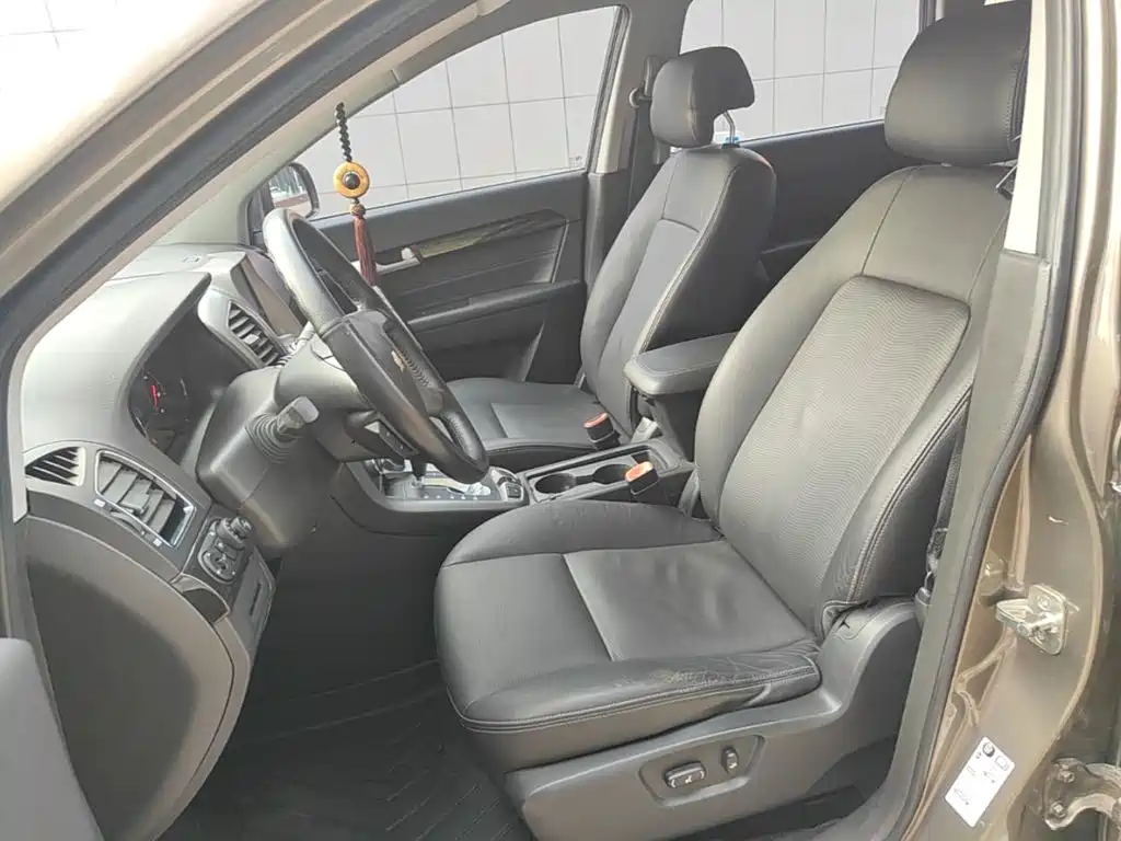 Chevrolet Captiva — миниатюра 15