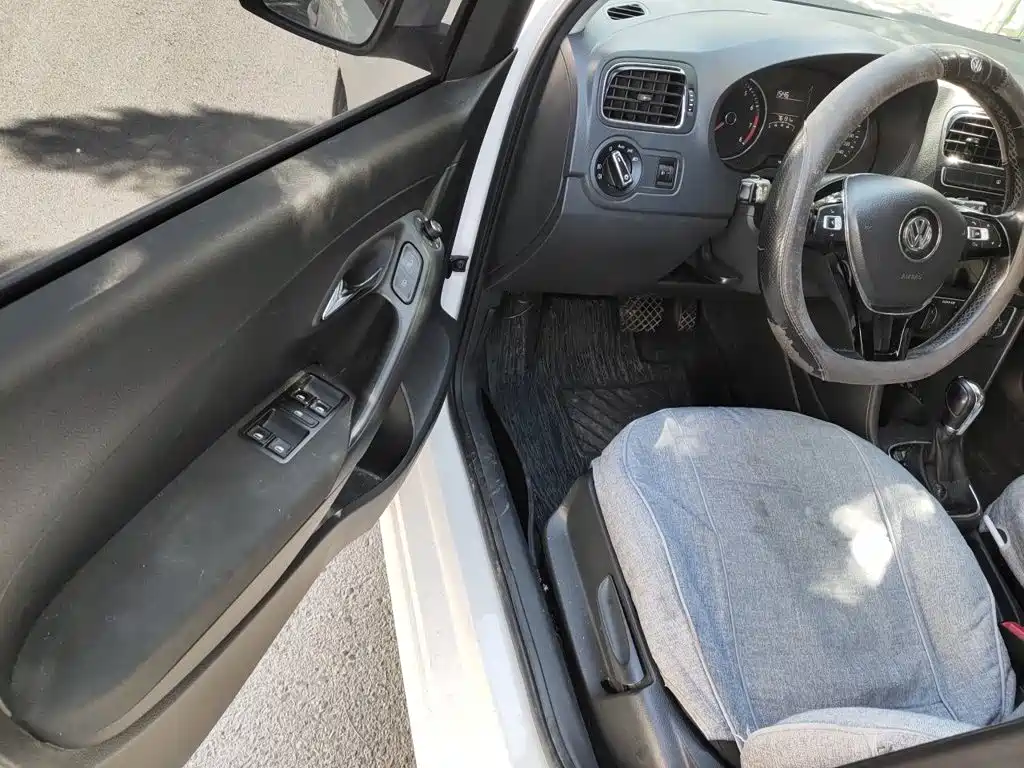 Volkswagen Polo — миниатюра 12