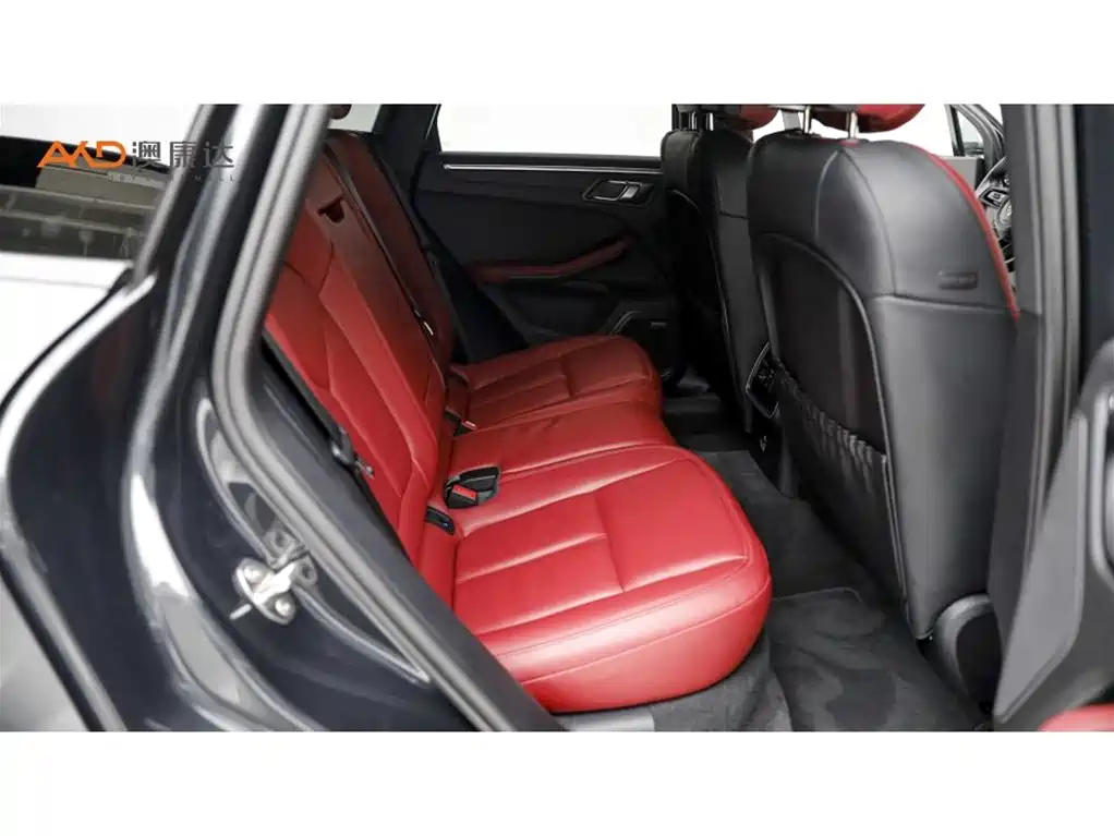 Porsche Macan — миниатюра 8