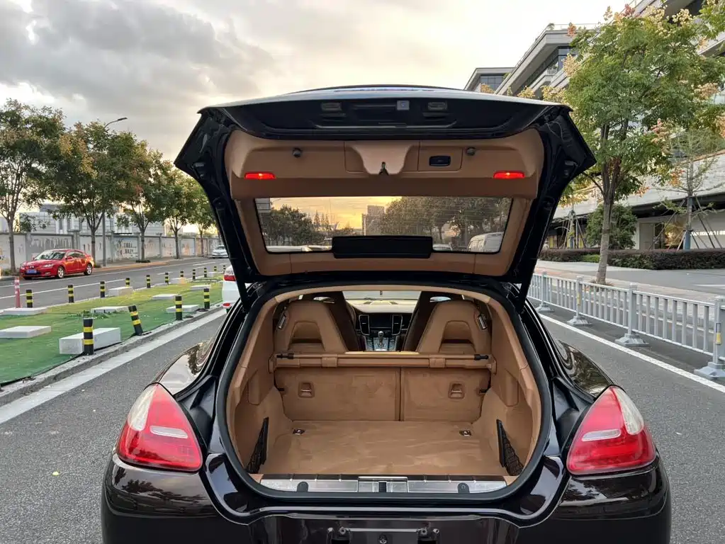 Porsche Panamera — миниатюра 18