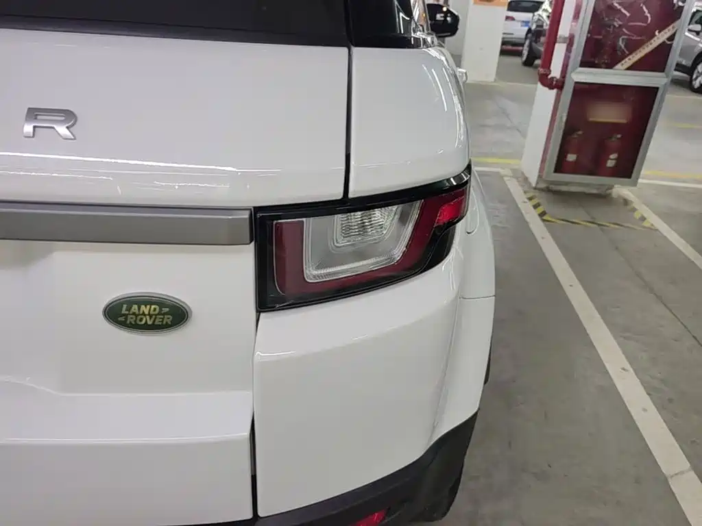 Land Rover Evoque — миниатюра 8