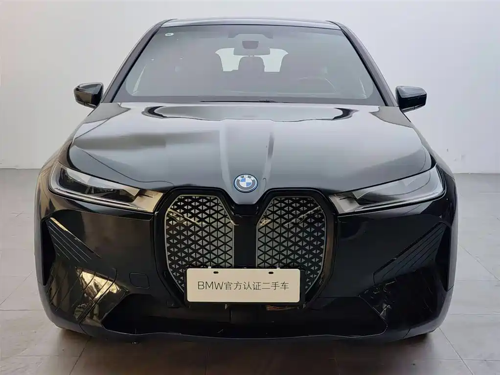 BMW iX 2022 xDrive40