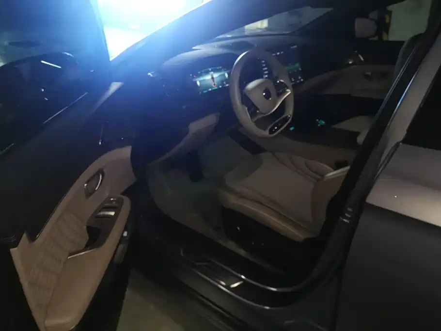 BYD Han — миниатюра 9