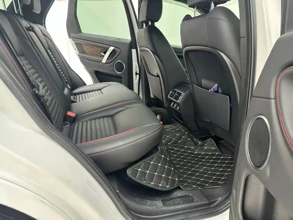 Land Rover Discovery Sport — миниатюра 6