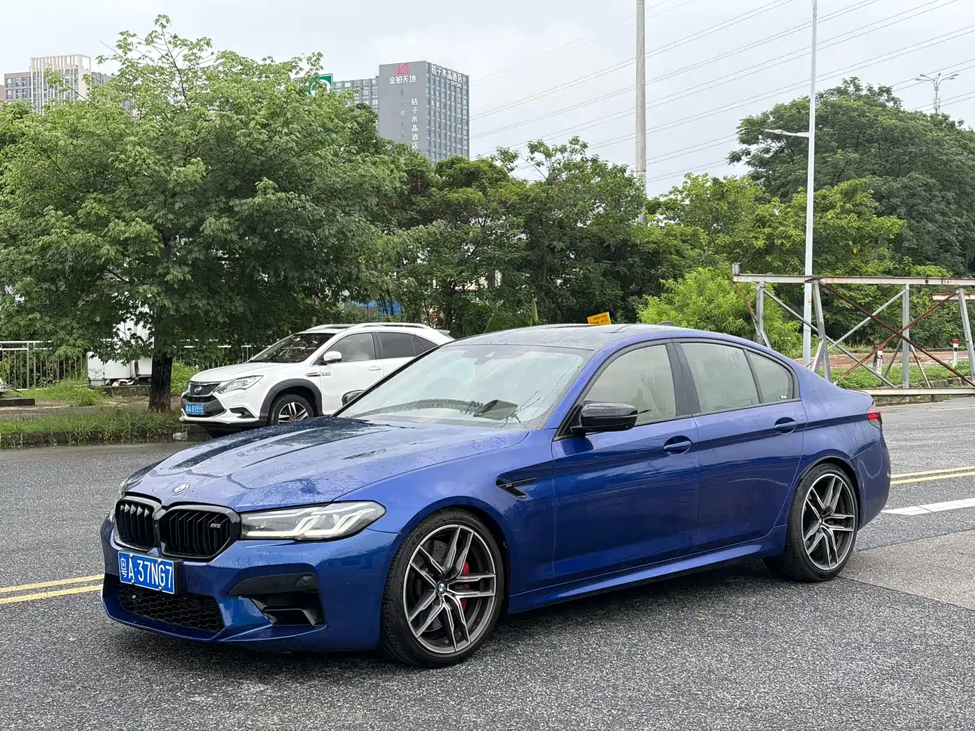 BMW M5