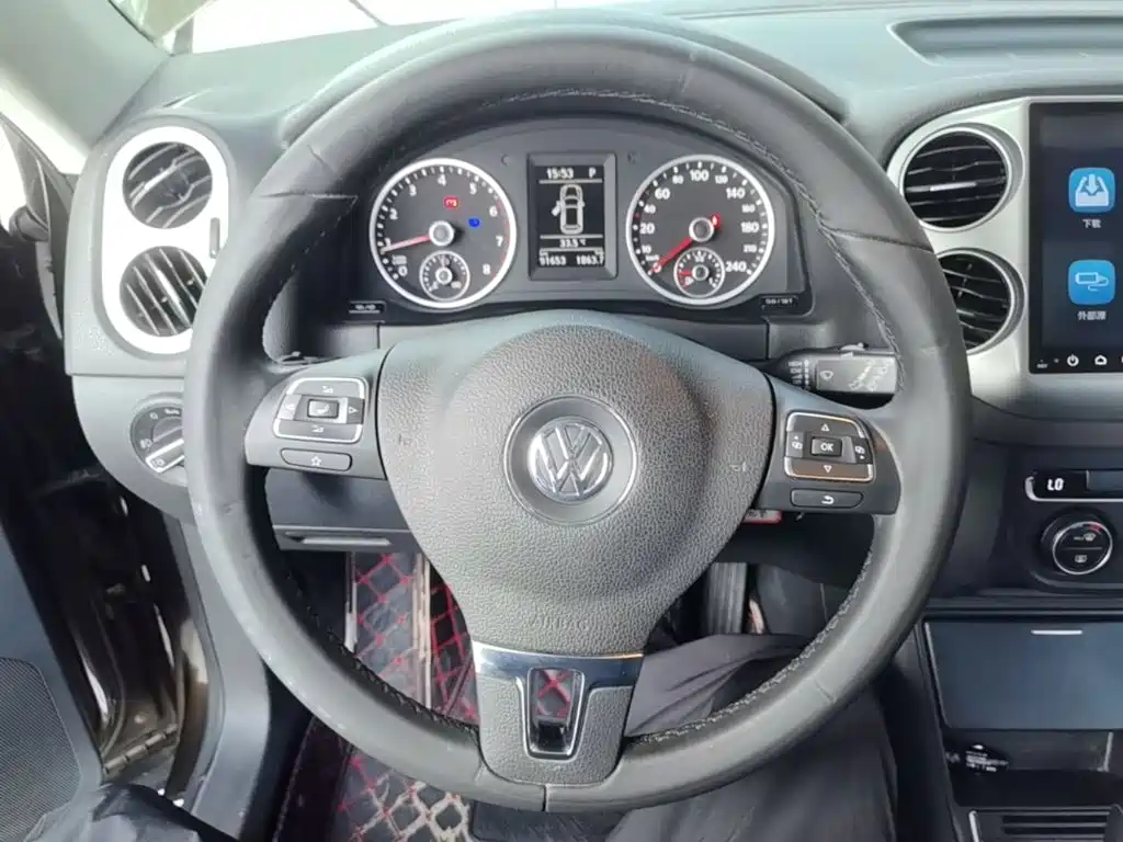 Volkswagen Tiguan — миниатюра 11