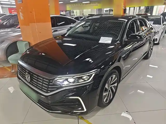 Volkswagen Passat PHEV