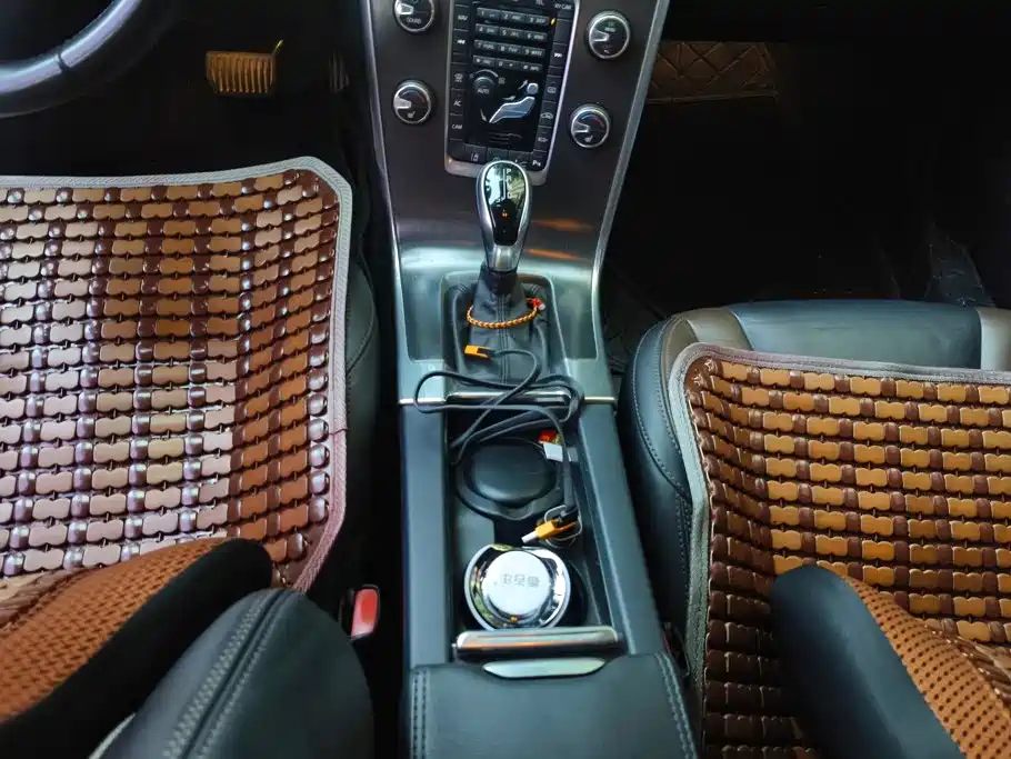 Volvo XC60 (Import) — миниатюра 16