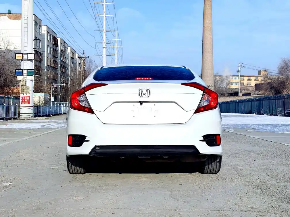 Honda Civic — миниатюра 5