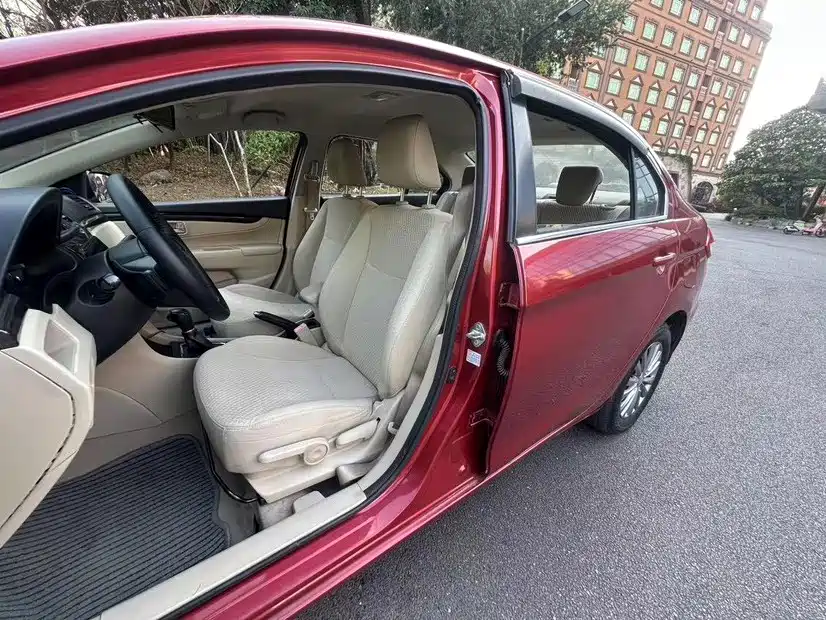 Suzuki Alivio — миниатюра 9
