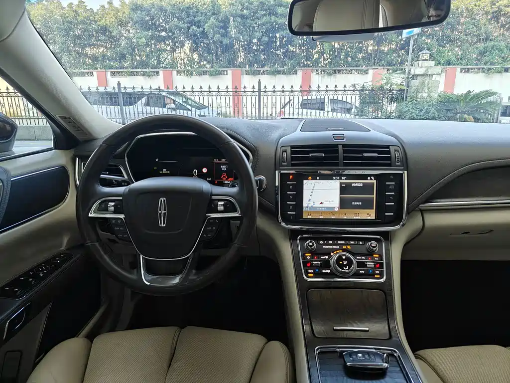 Lincoln Continental — миниатюра 13