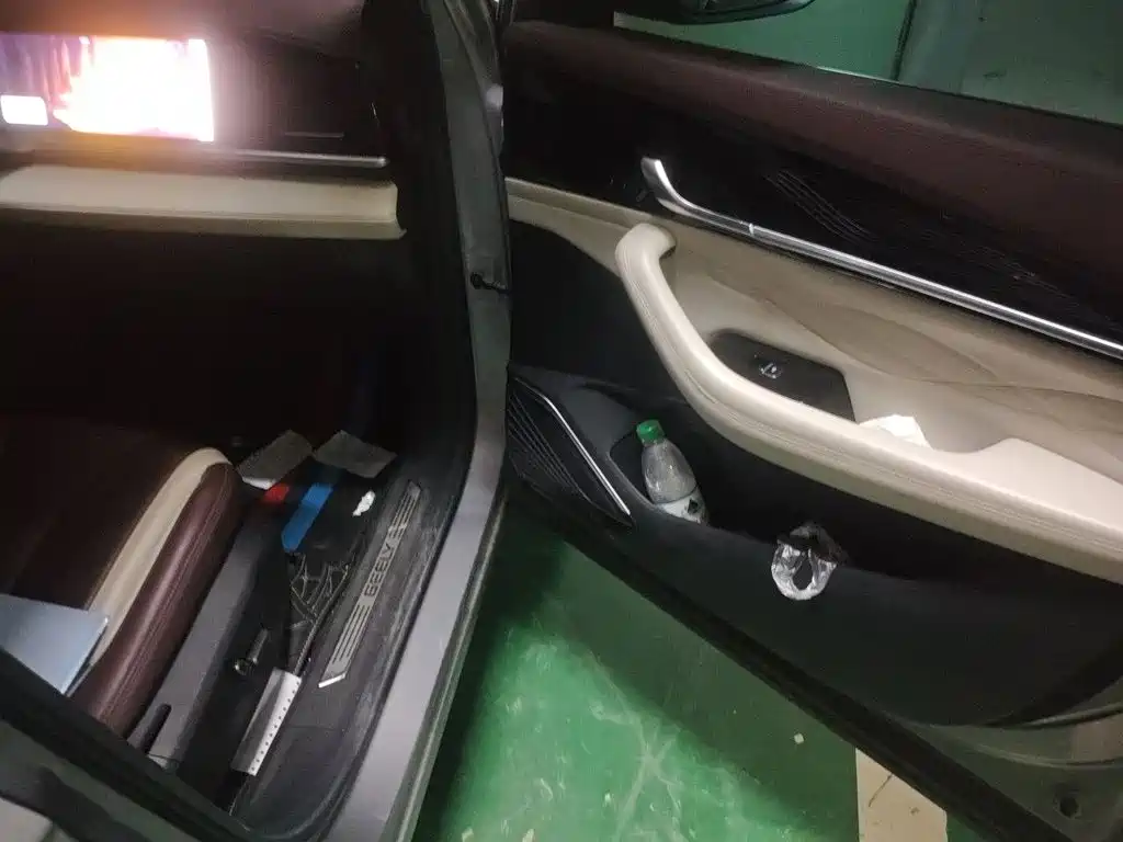 Geely Xingyue L — миниатюра 20