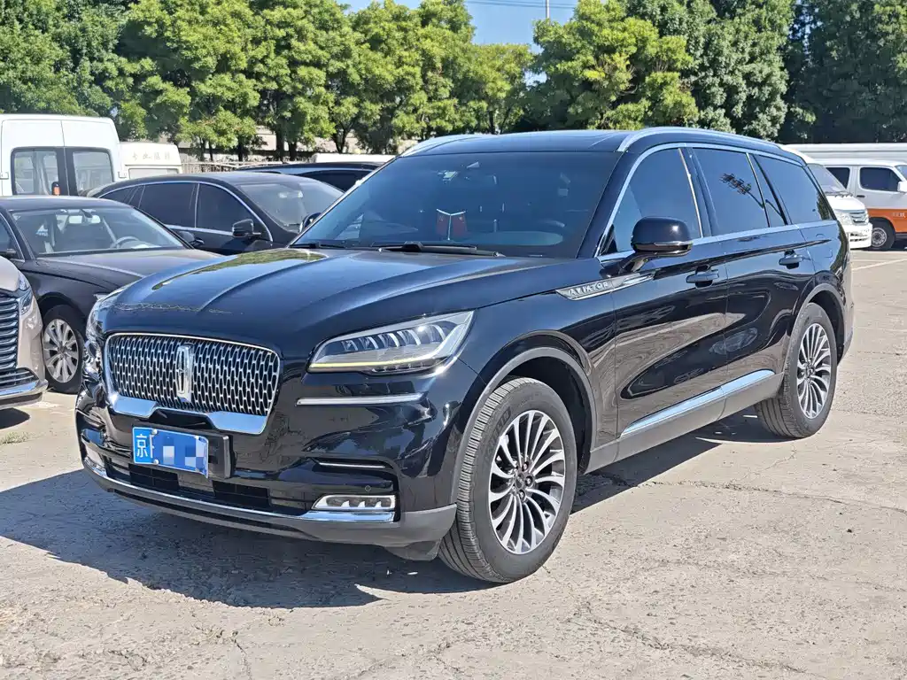 Купить Lincoln Aviator
