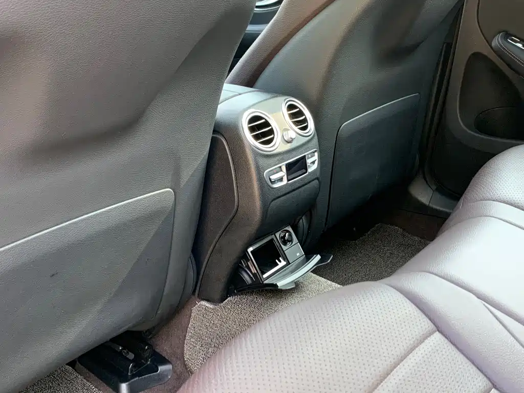 Mercedes-Benz GLC — миниатюра 8