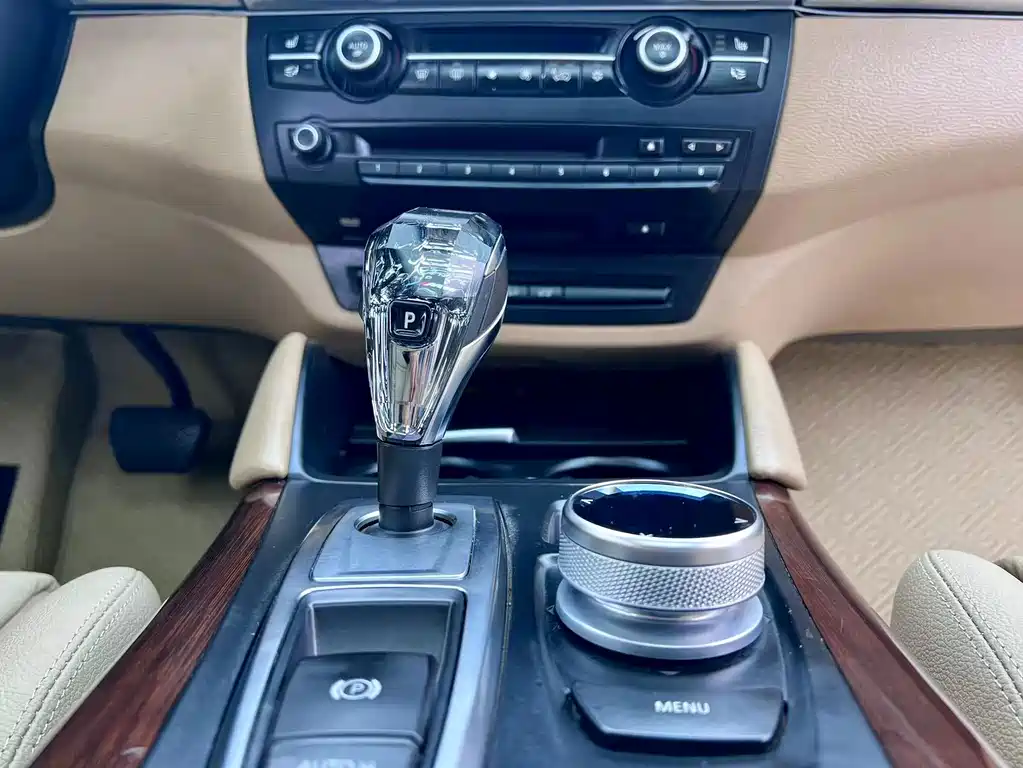 BMW X6 — миниатюра 14