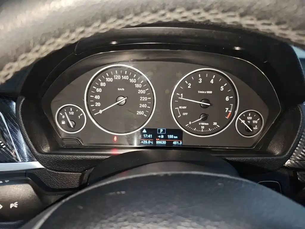 BMW 3 Series — миниатюра 12