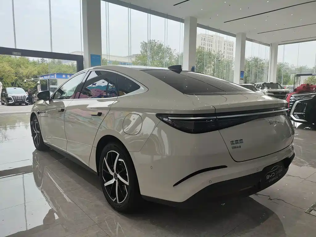 BYD Seal 07 DM-i — миниатюра 7