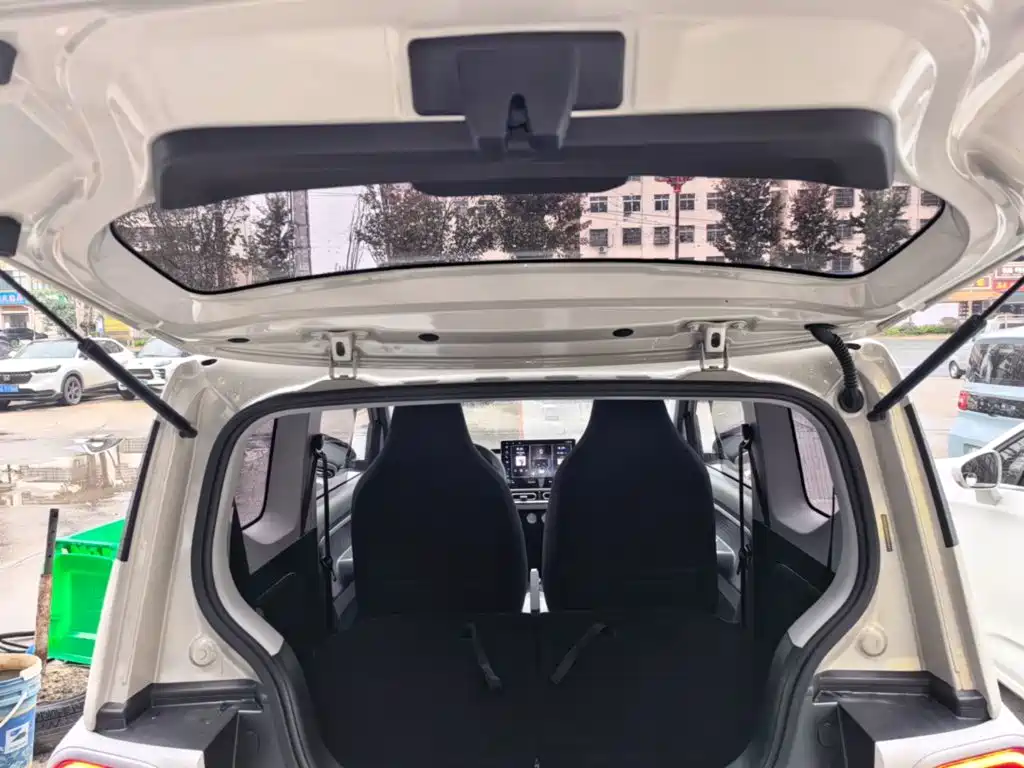 Wuling MINIEV — миниатюра 19