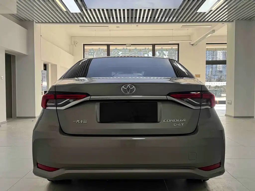 Toyota Corolla — миниатюра 5
