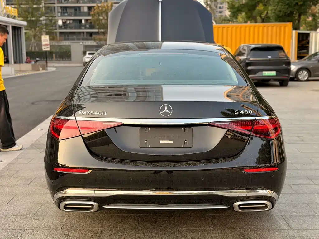 Mercedes-Benz S-Class — миниатюра 8