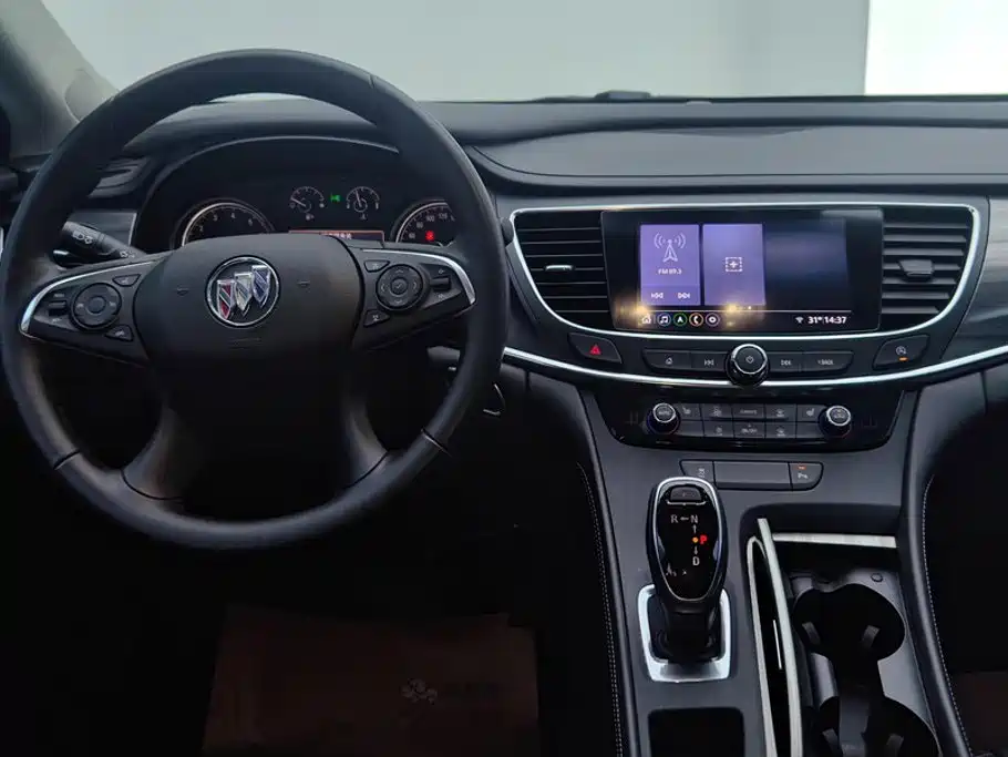 Buick LaCrosse — миниатюра 12