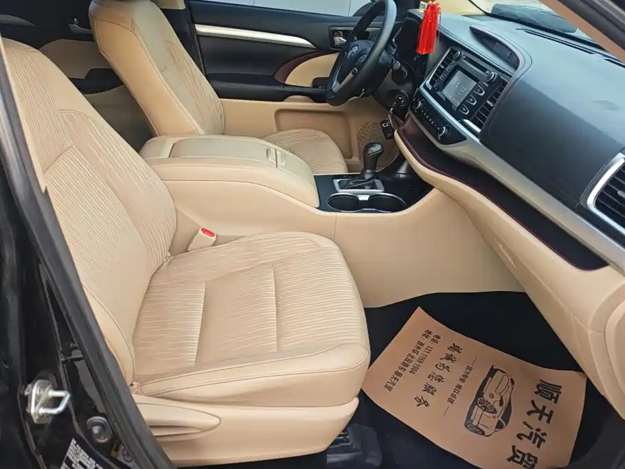 Toyota Highlander — миниатюра 8