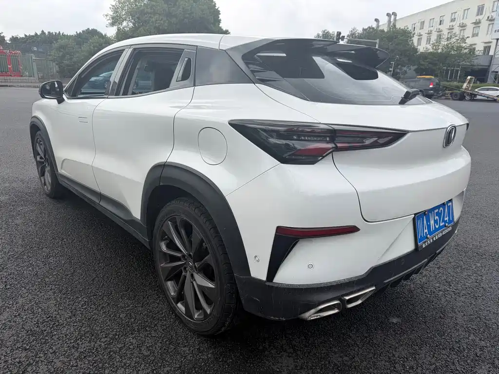 Changan UNI-T — миниатюра 5