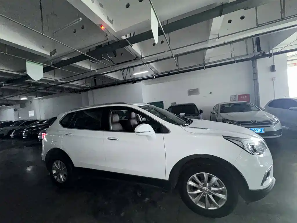 Buick Envision Plus — миниатюра 5