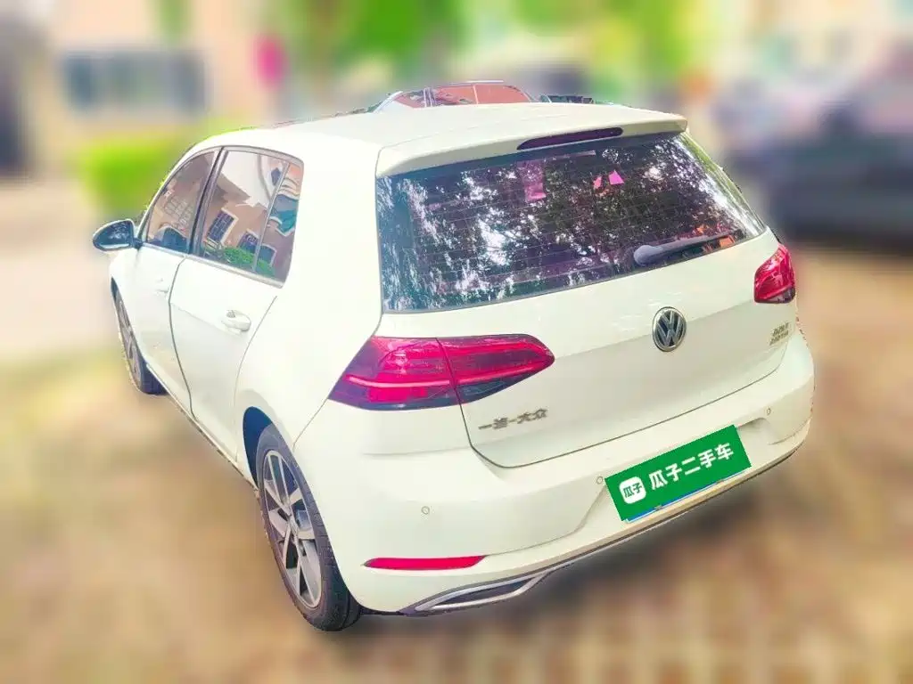 Volkswagen Golf — миниатюра 25