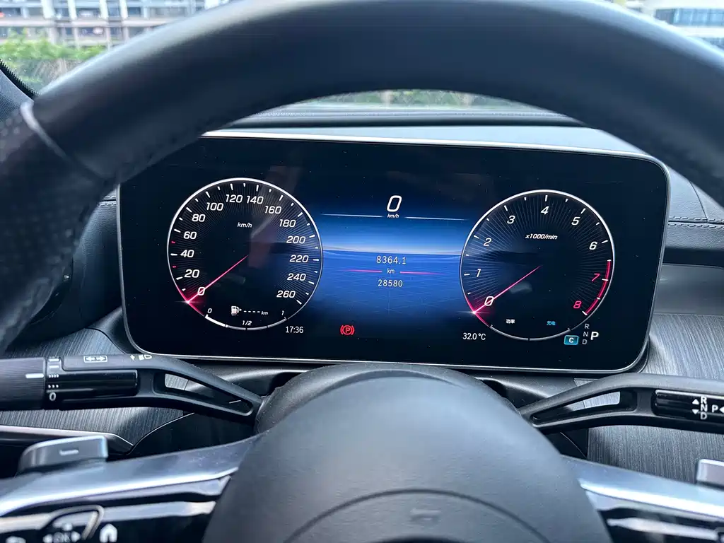 Mercedes-Benz C-Class — миниатюра 9