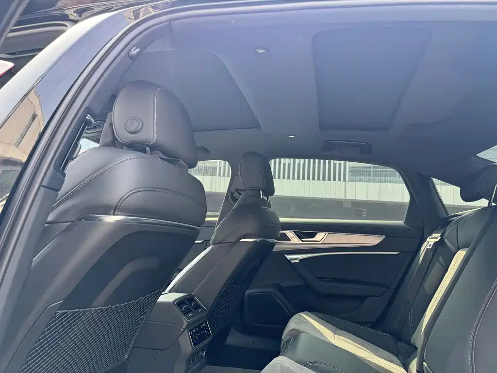 Audi A6L — миниатюра 10