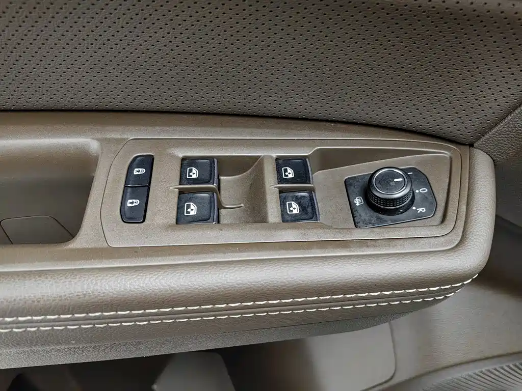 Volkswagen Viloran — миниатюра 9