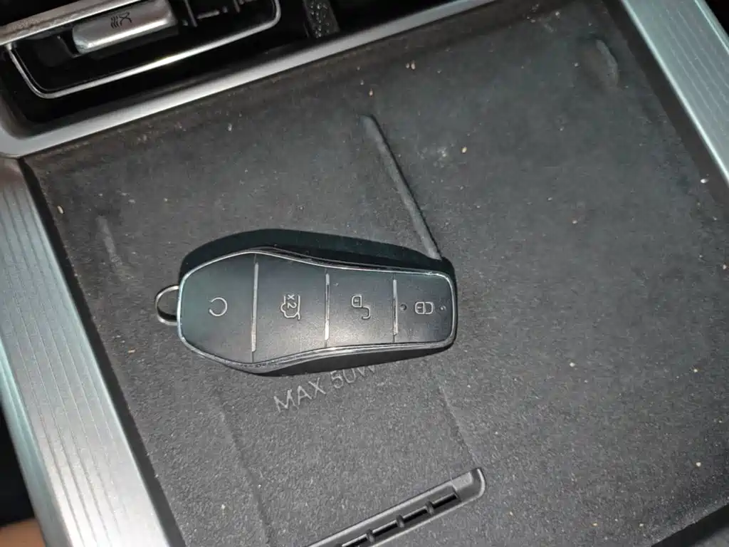 BYD Хань Ли — миниатюра 9