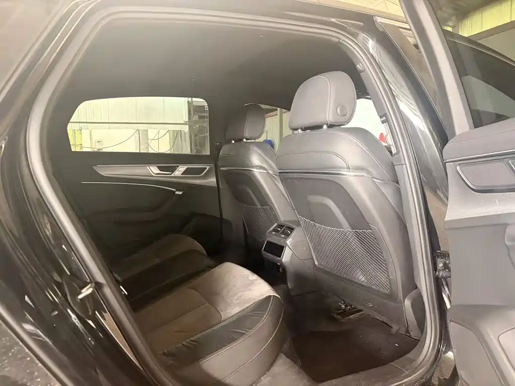Audi A6L — миниатюра 7