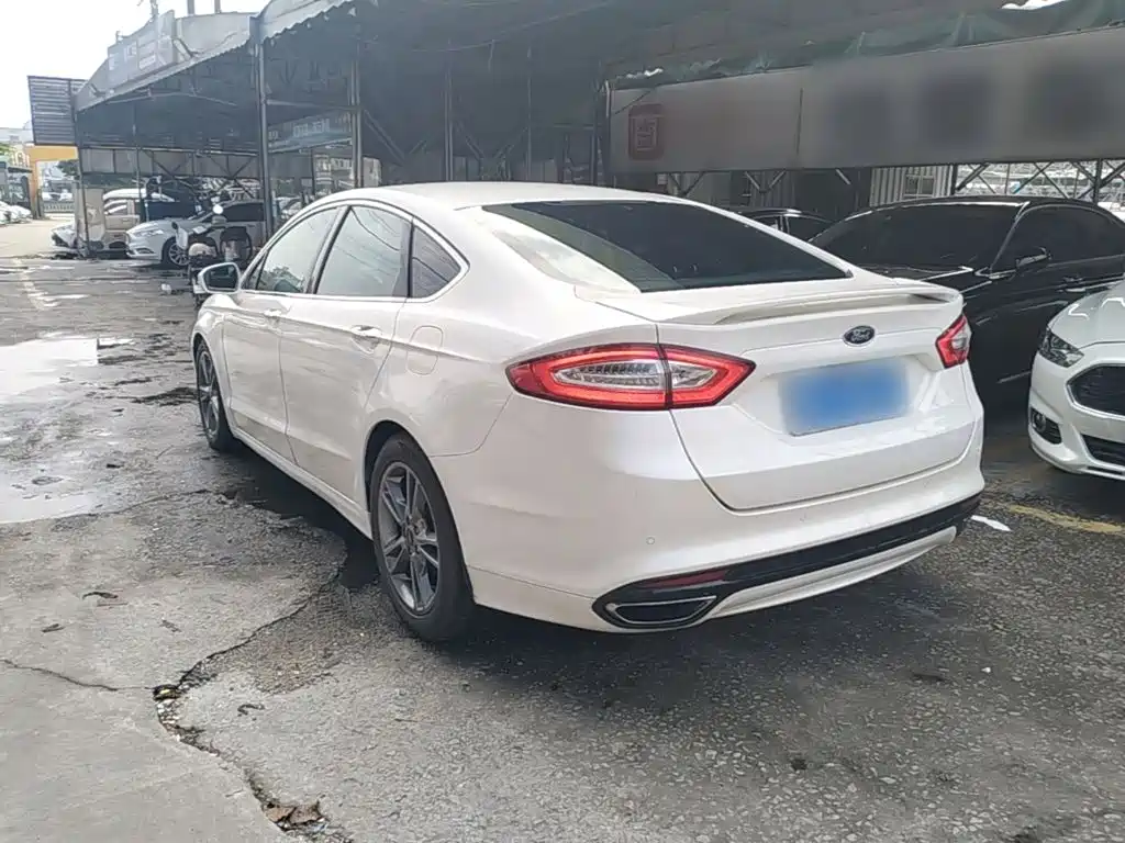 Ford Mondeo — миниатюра 5