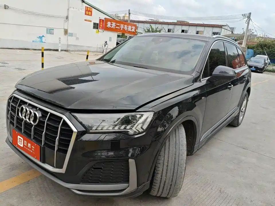 Audi Q7 2022