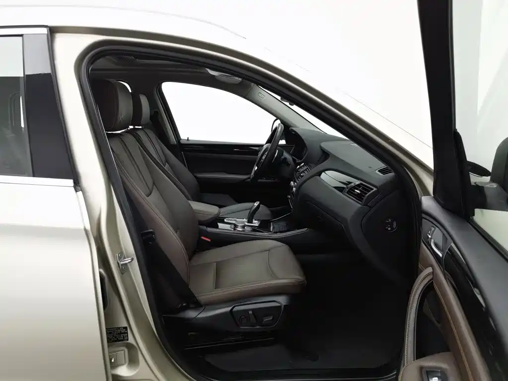 BMW X4 — миниатюра 23