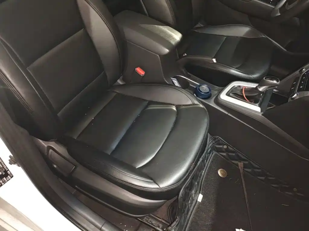 Hyundai Elantra — миниатюра 25