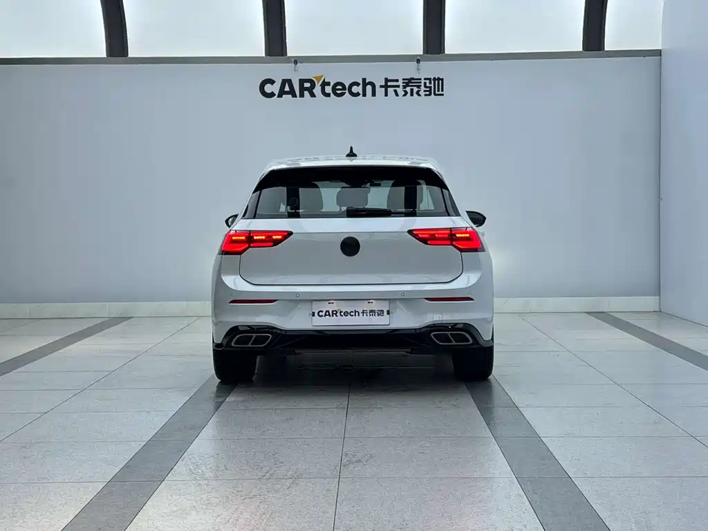 Volkswagen Golf 280TSI DSG R-Line, фото 4