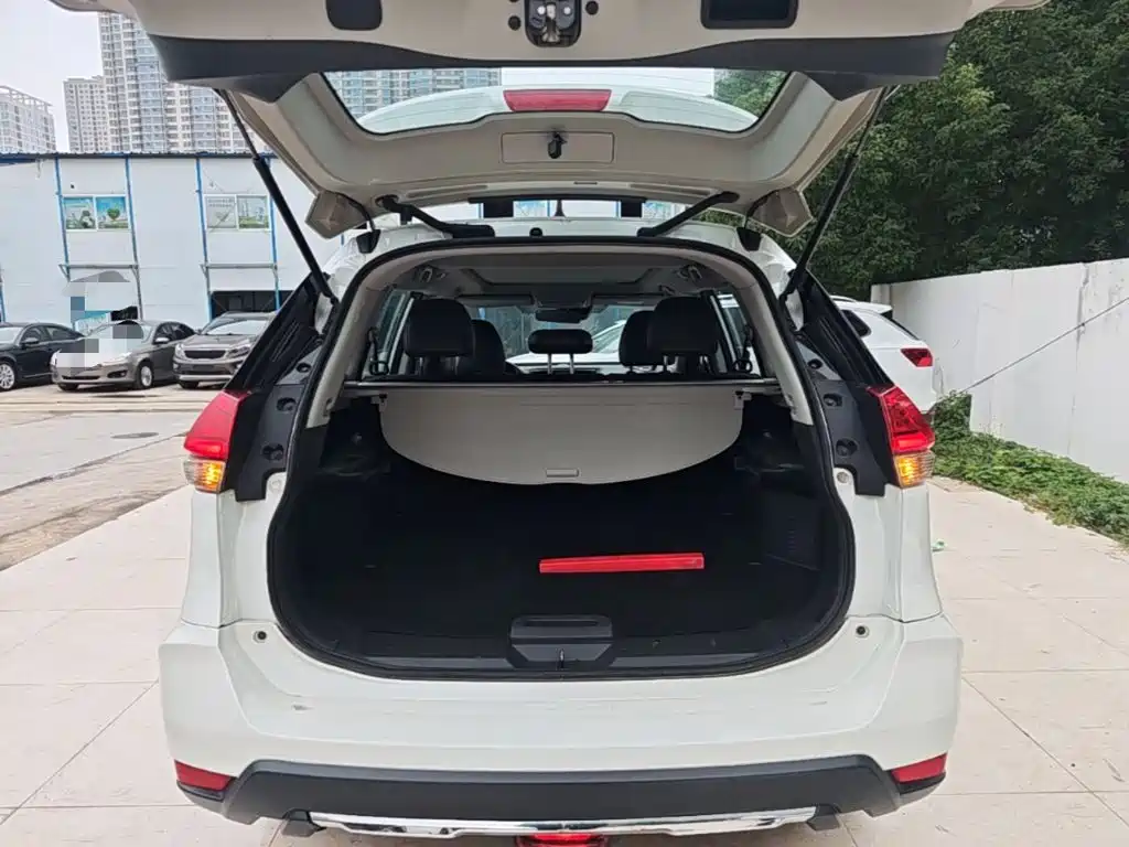 Nissan X-Trail — миниатюра 19