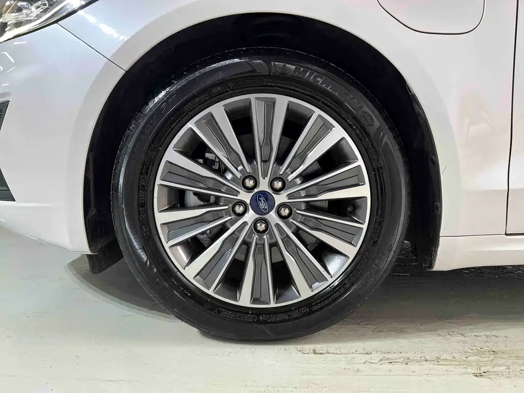 FORD MONDEO NEW ENERGY