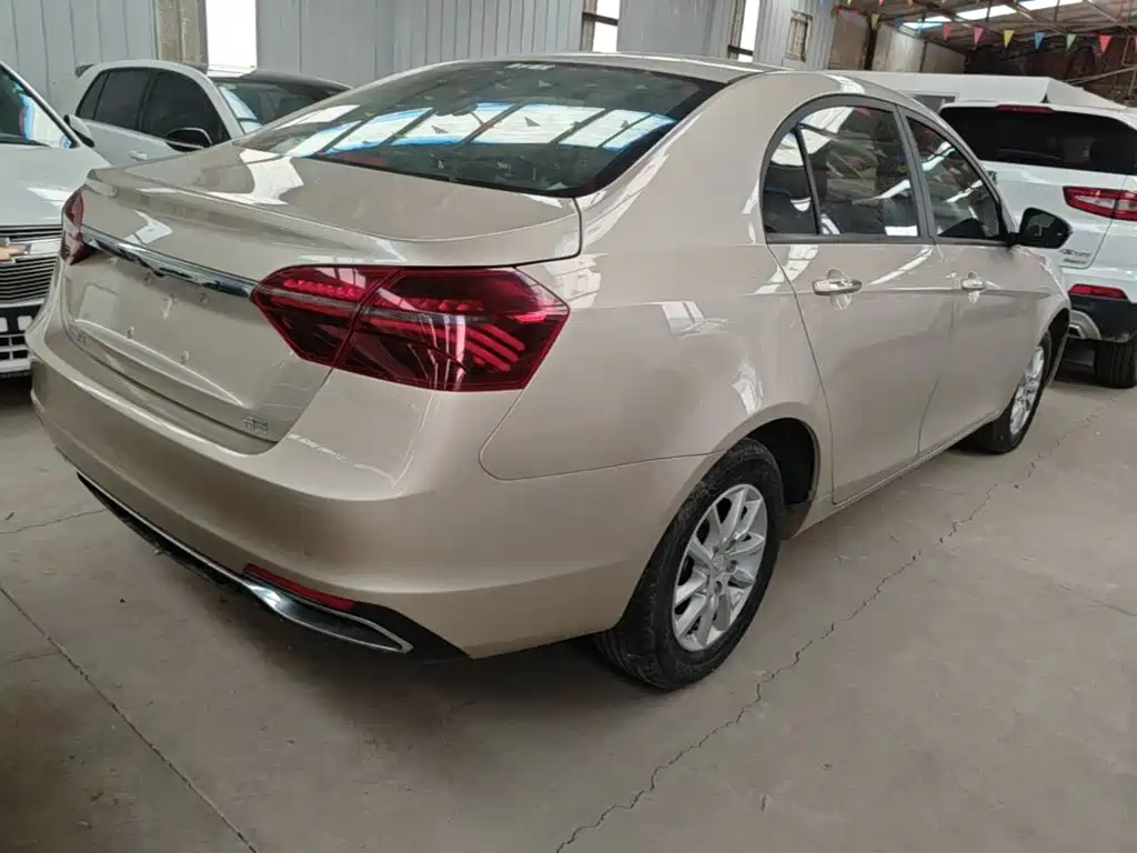 Geely Emgrand — миниатюра 7