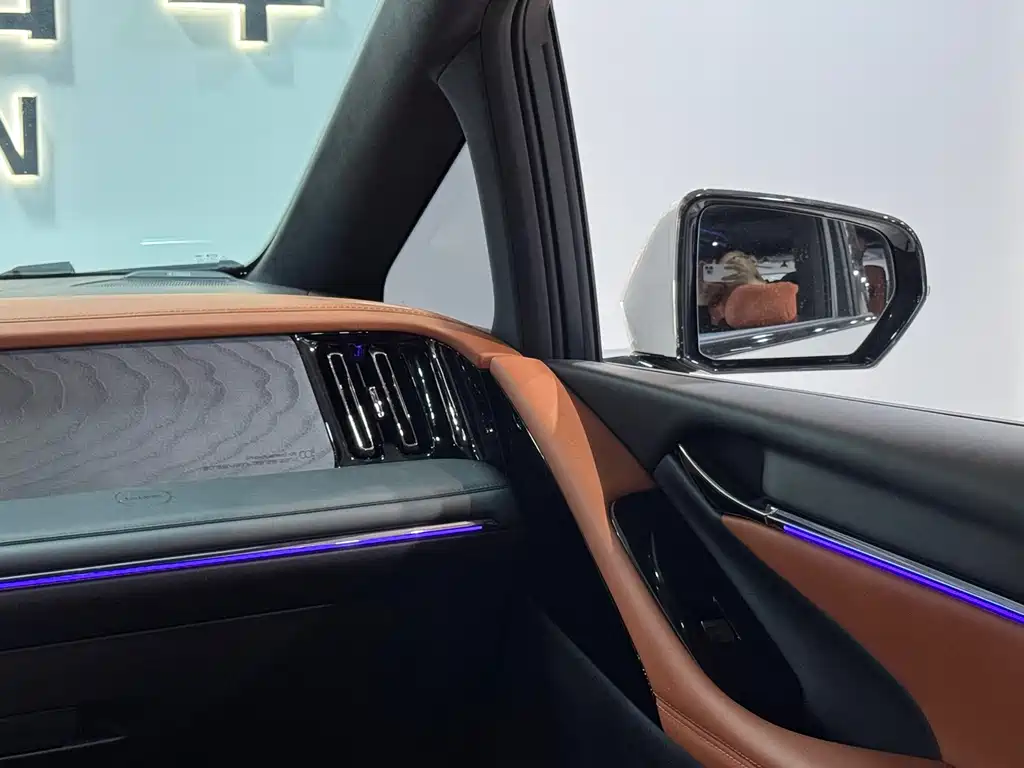 GAC TRUMPCHI YEARNING FOR M8